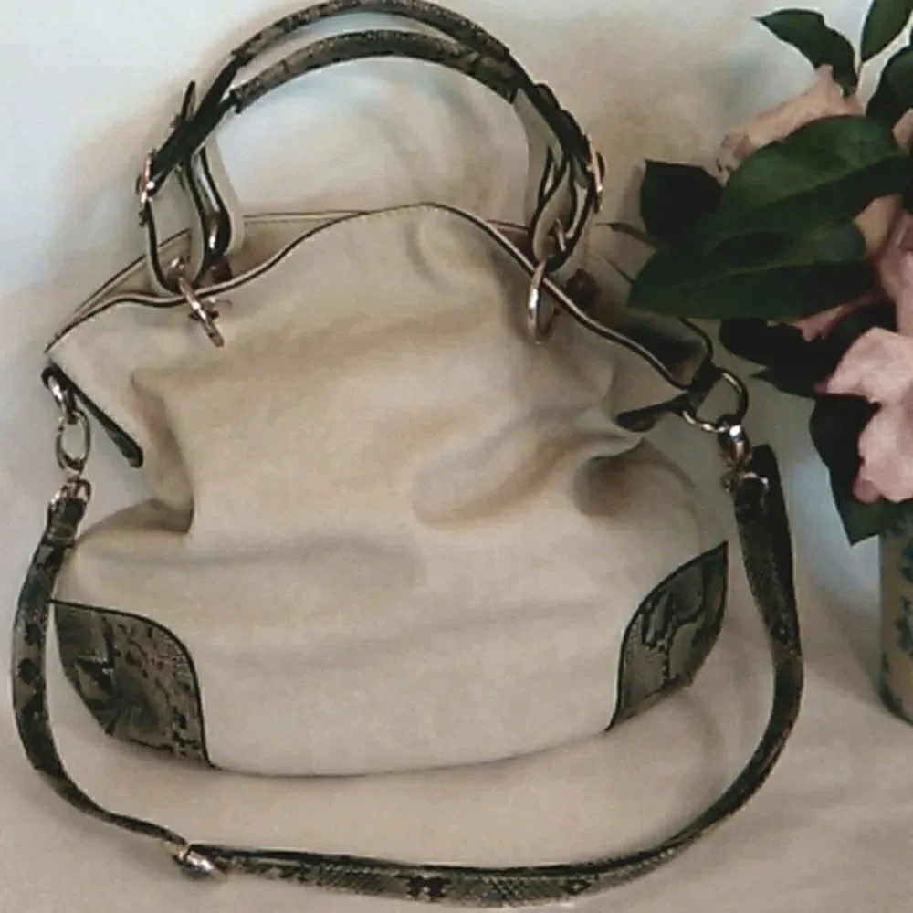 Marks and Spencer Vegan Hobo